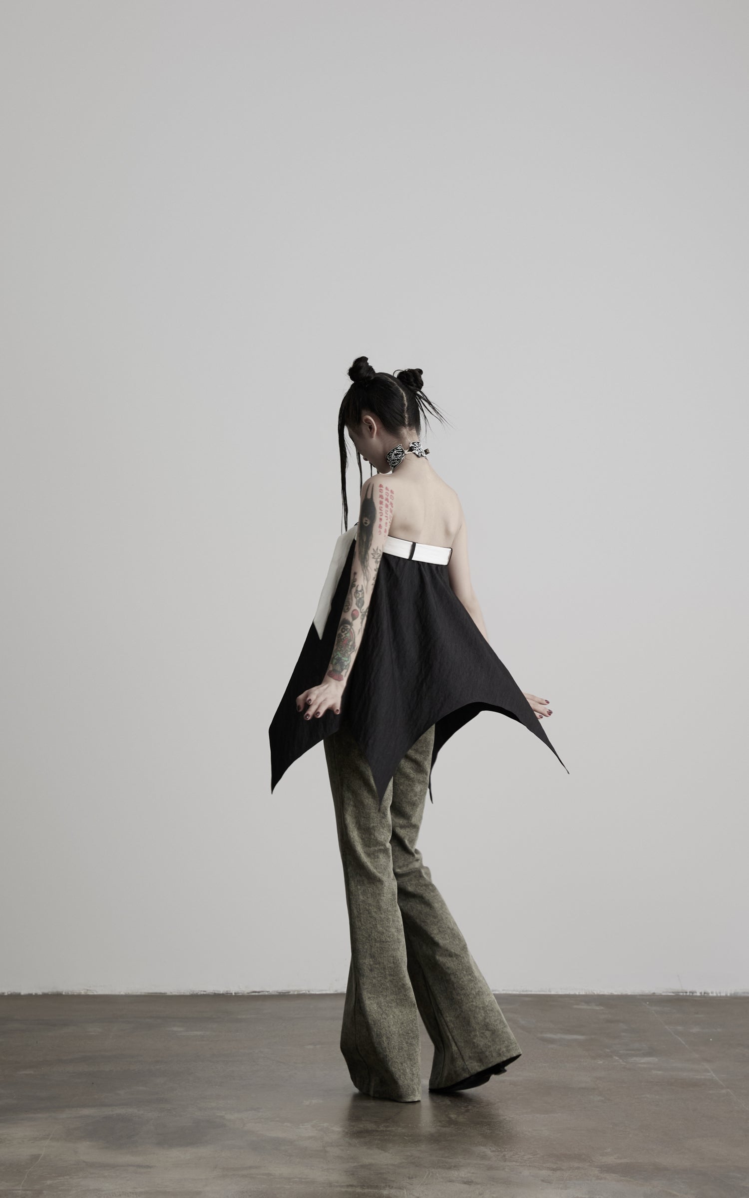 <tc>DOINDULGE</tc> Pantalon évasé à taille croisée