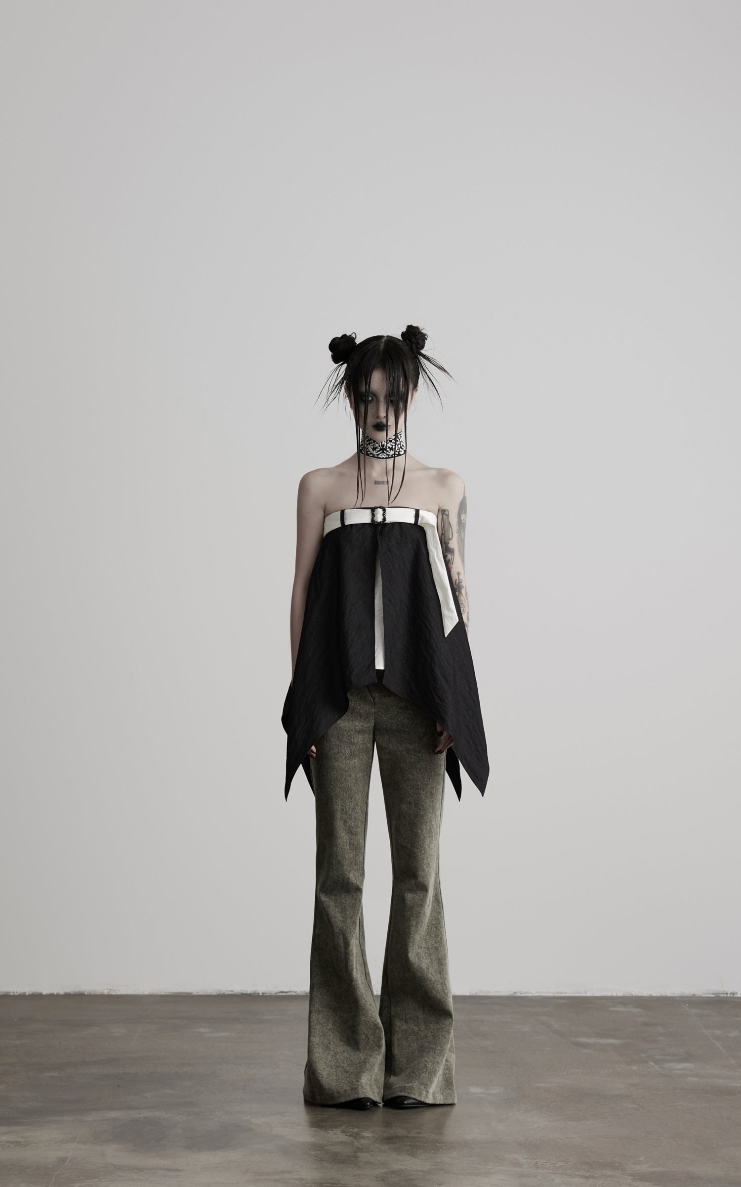 <tc>DOINDULGE</tc> Pantalon évasé à taille croisée