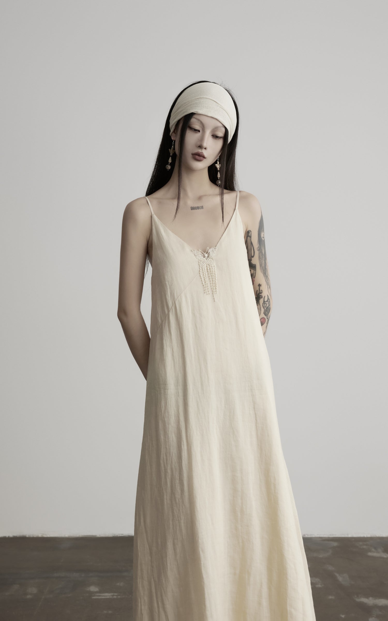 DOINDULGE V-Neck Spaghetti Strap Maxi Dress