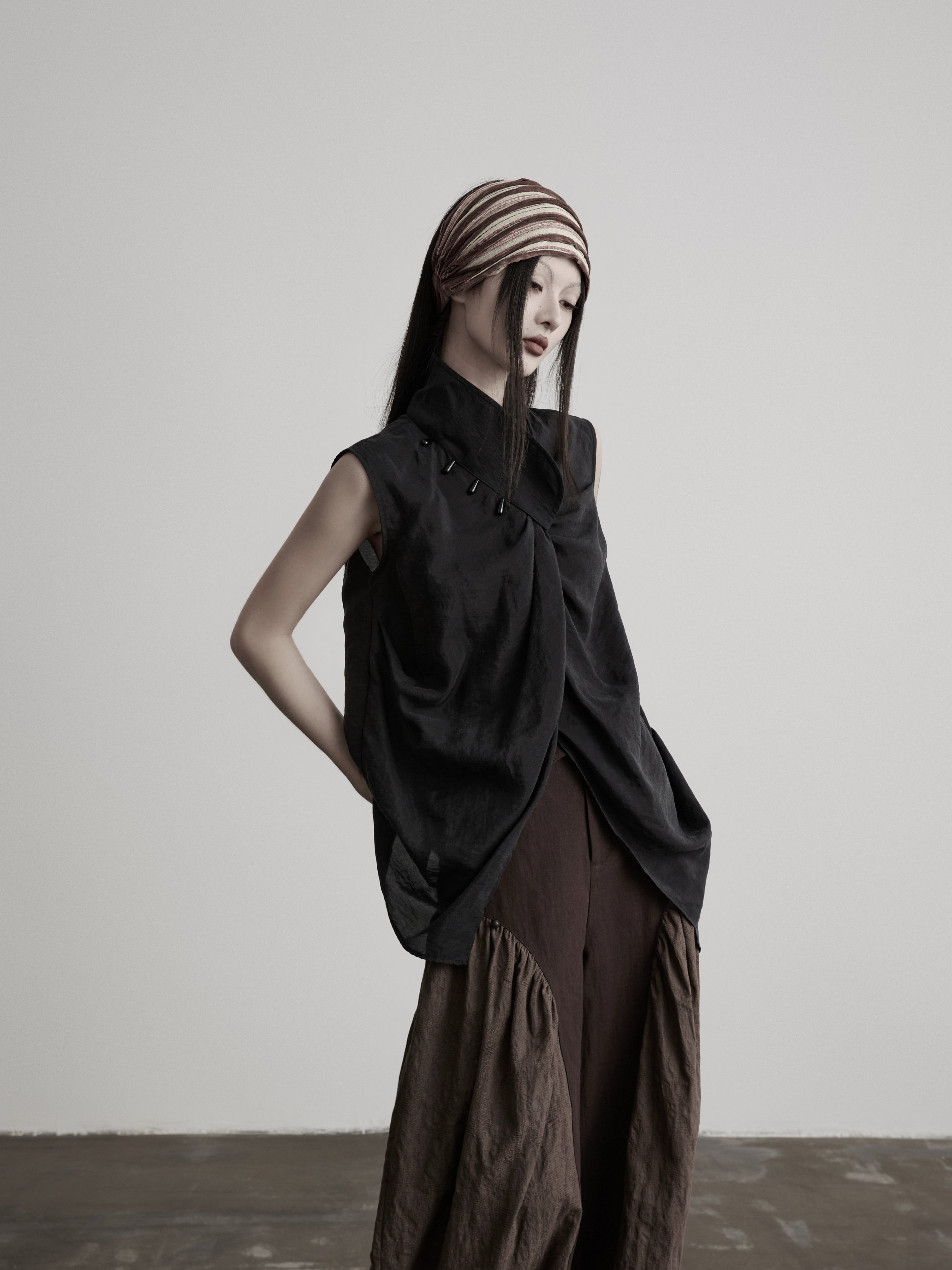 DOINDULGE Avant-Garde Asymmetric Draped Longline Vest