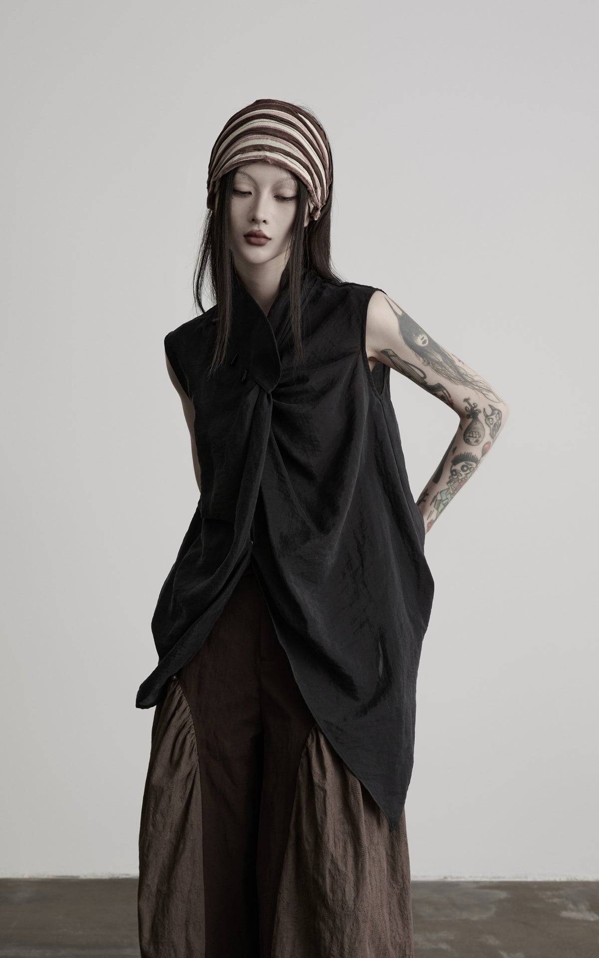<tc>DOINDULGE</tc> Avantgarde Asymmetrische Drapierte Longline-Weste