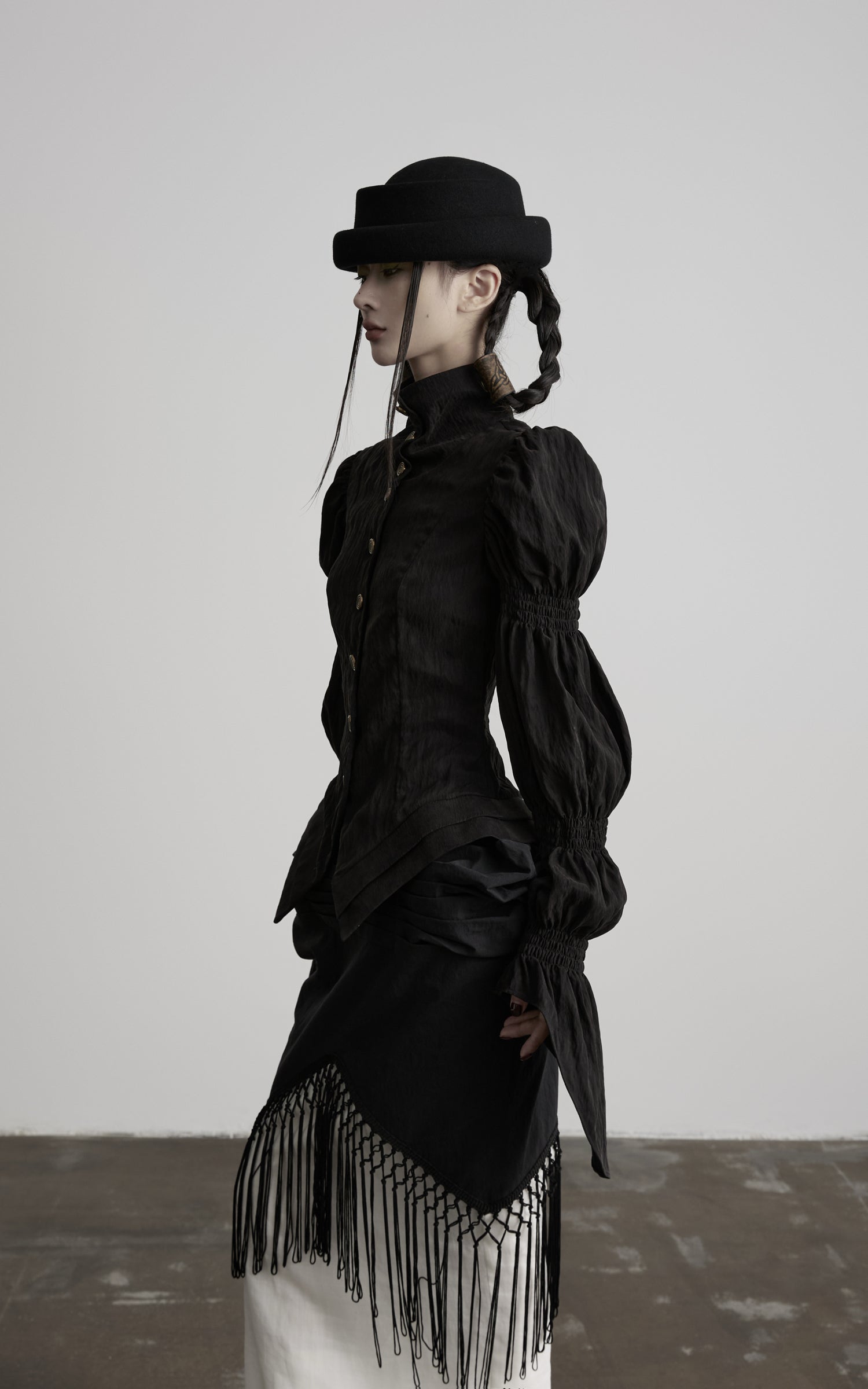 DOINDULGE Victorian High-Neck Puff-Sleeve Blouse