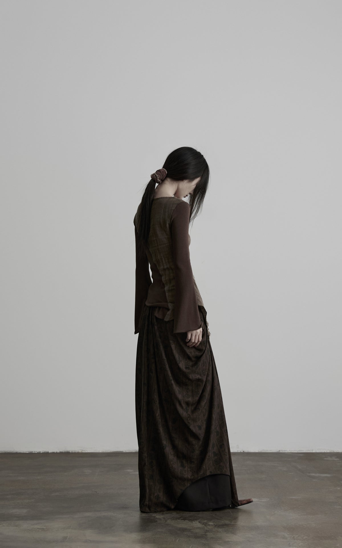 <tc>DOINDULGE</tc> ボートネックパネルアシンメトリックロングスリーブトップ