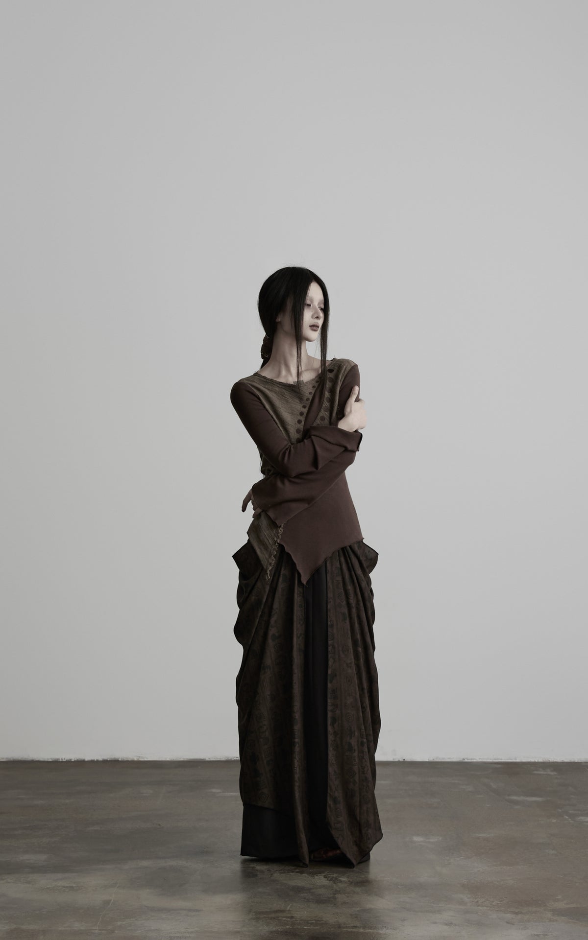 <tc>DOINDULGE</tc> ボートネックパネルアシンメトリックロングスリーブトップ