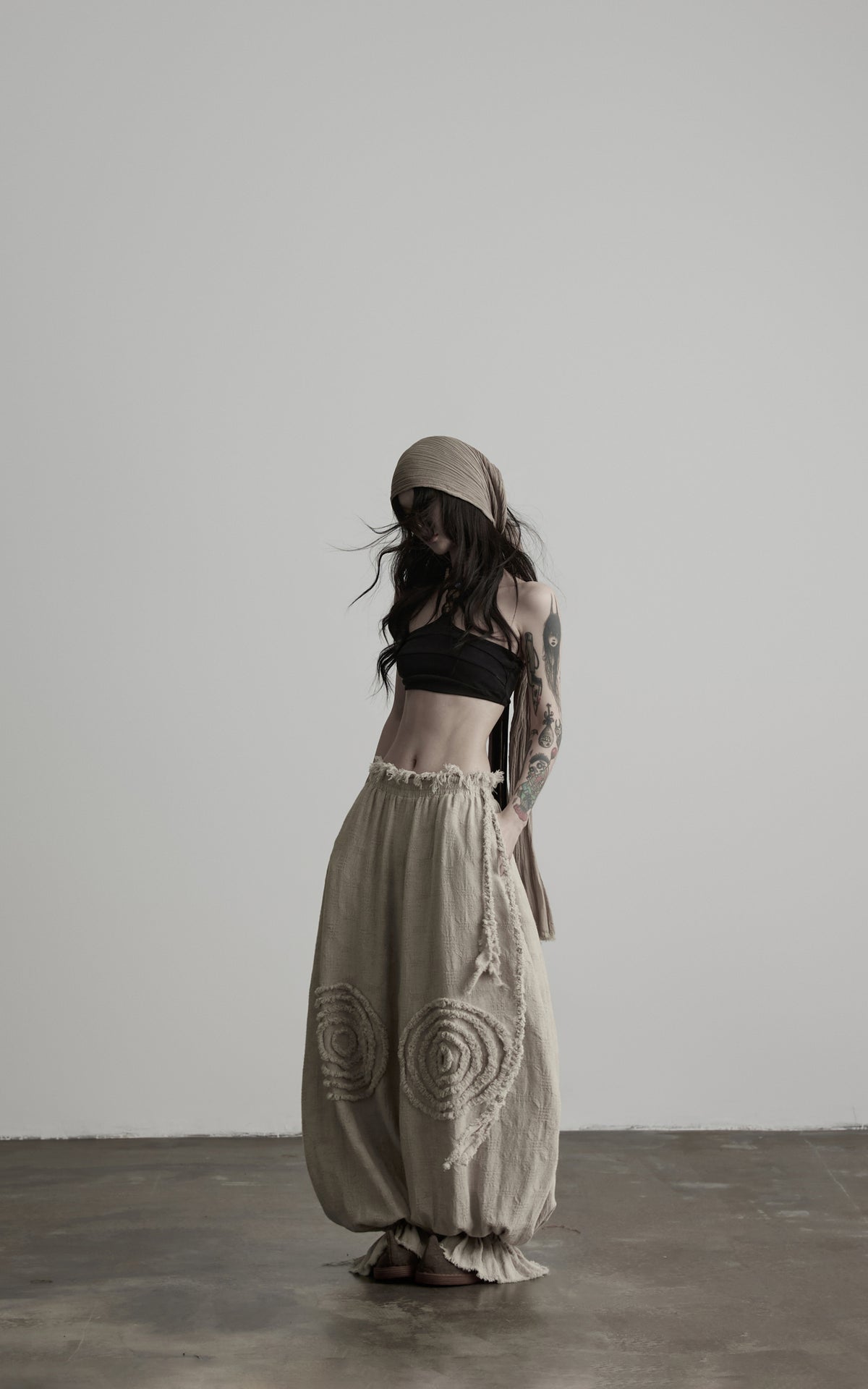 <tc>DOINDULGE</tc> Strukturierte Ballonhosen mit weitem Bein