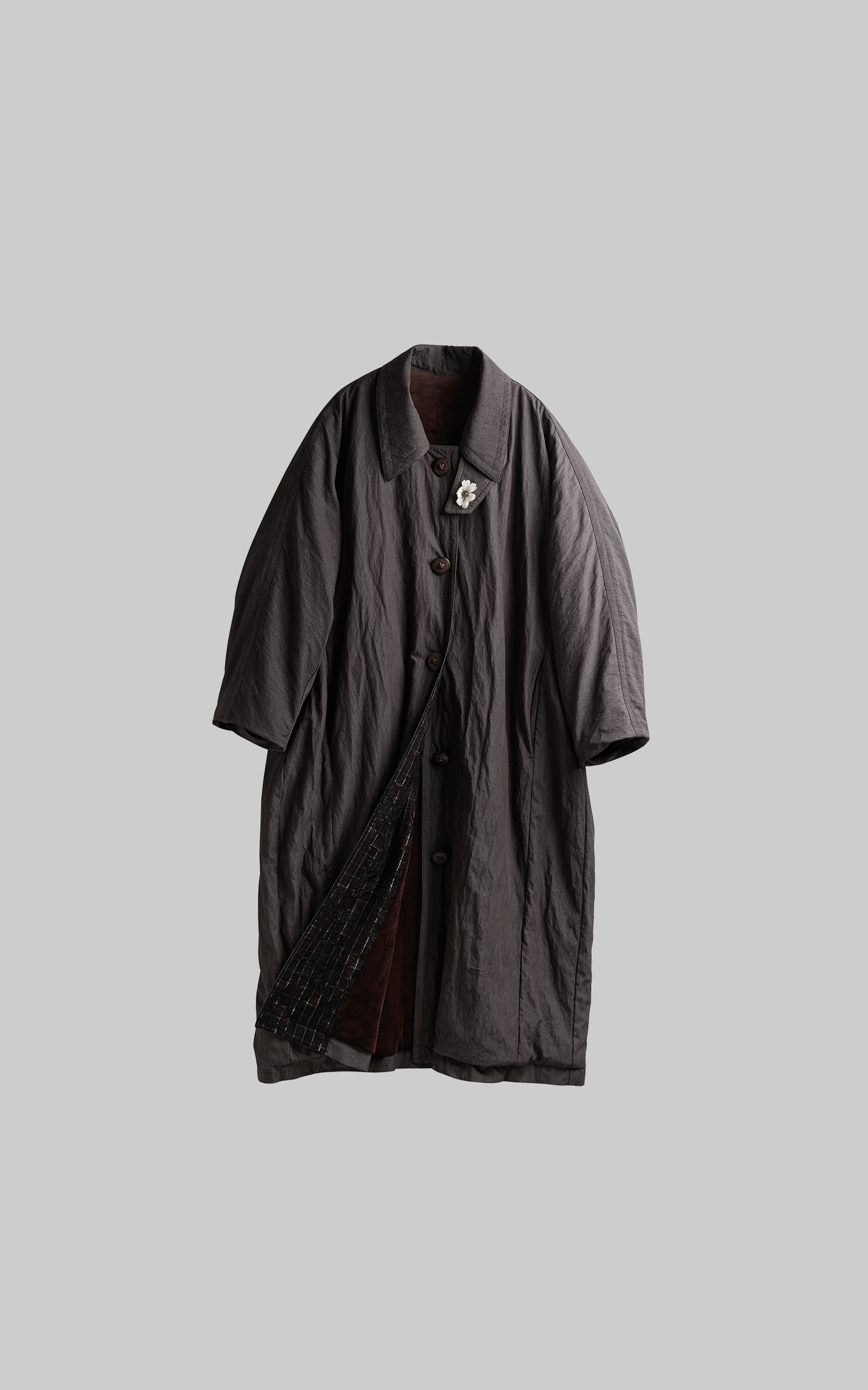 <tc>INDULGE</tc> Geknitterter langer Mantel mit kontrastierendem Innenfutter