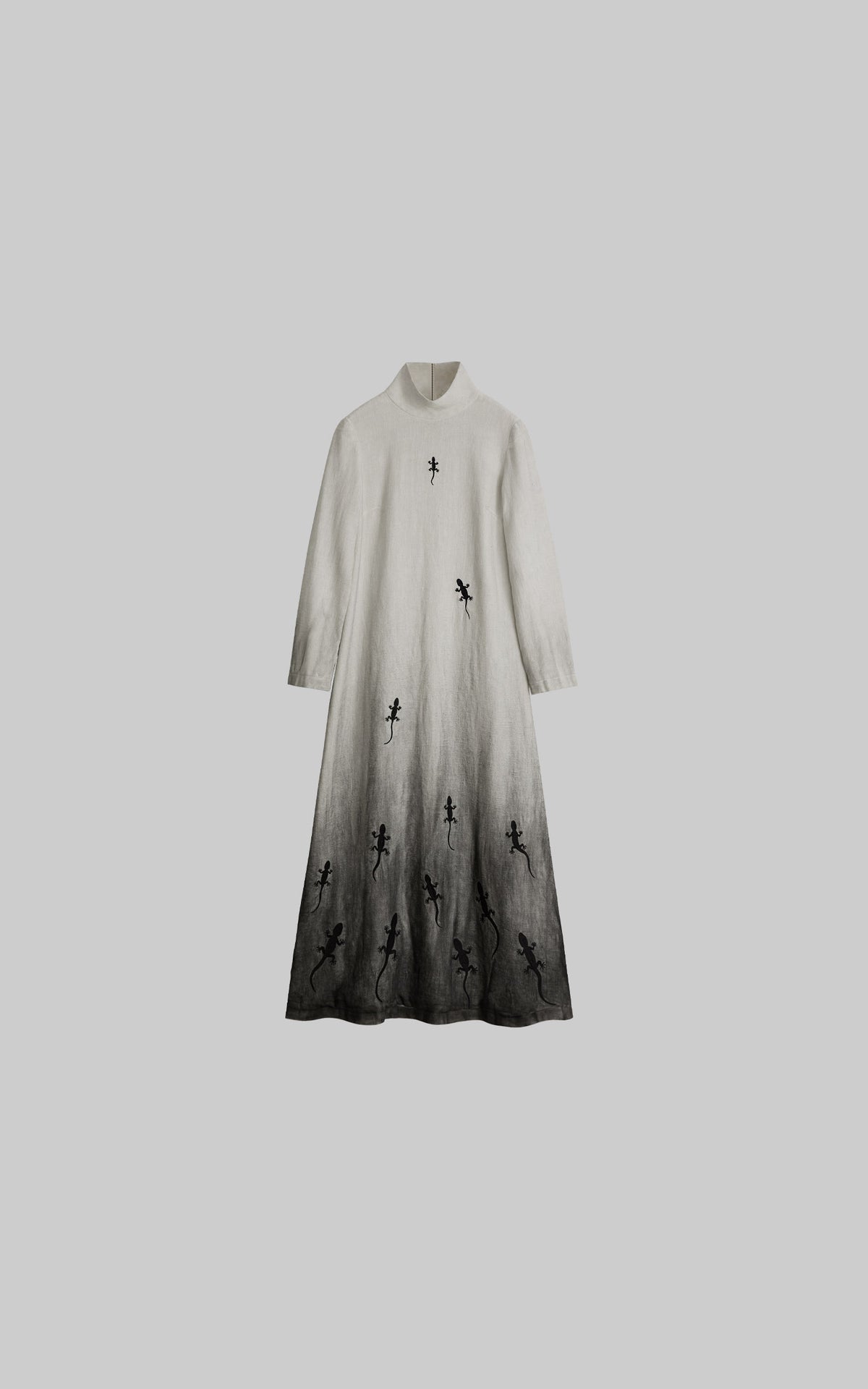 <tc>DOINDULGE</tc> Robe longue ombrée à col montant brodée
