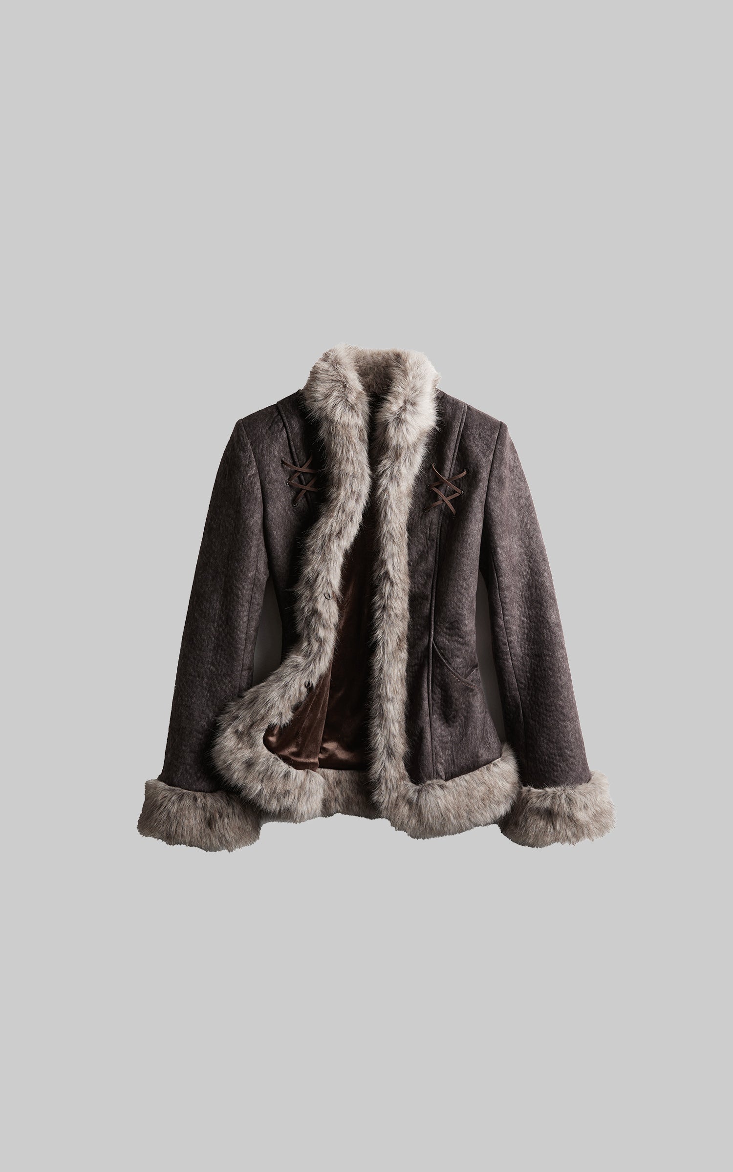 <tc>INDULGE</tc> フェイクファー付きテクスチャージャケット クロスレースディテール