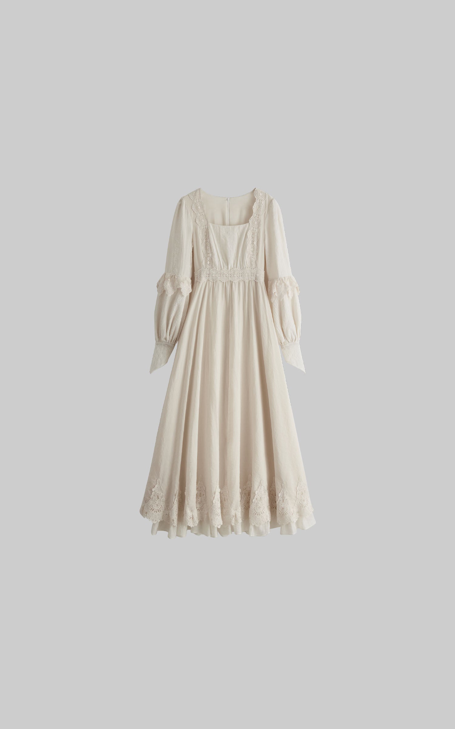 <tc><tc>DOINDULGE</tc></tc> Robe longue en dentelle à encolure carrée structurée
