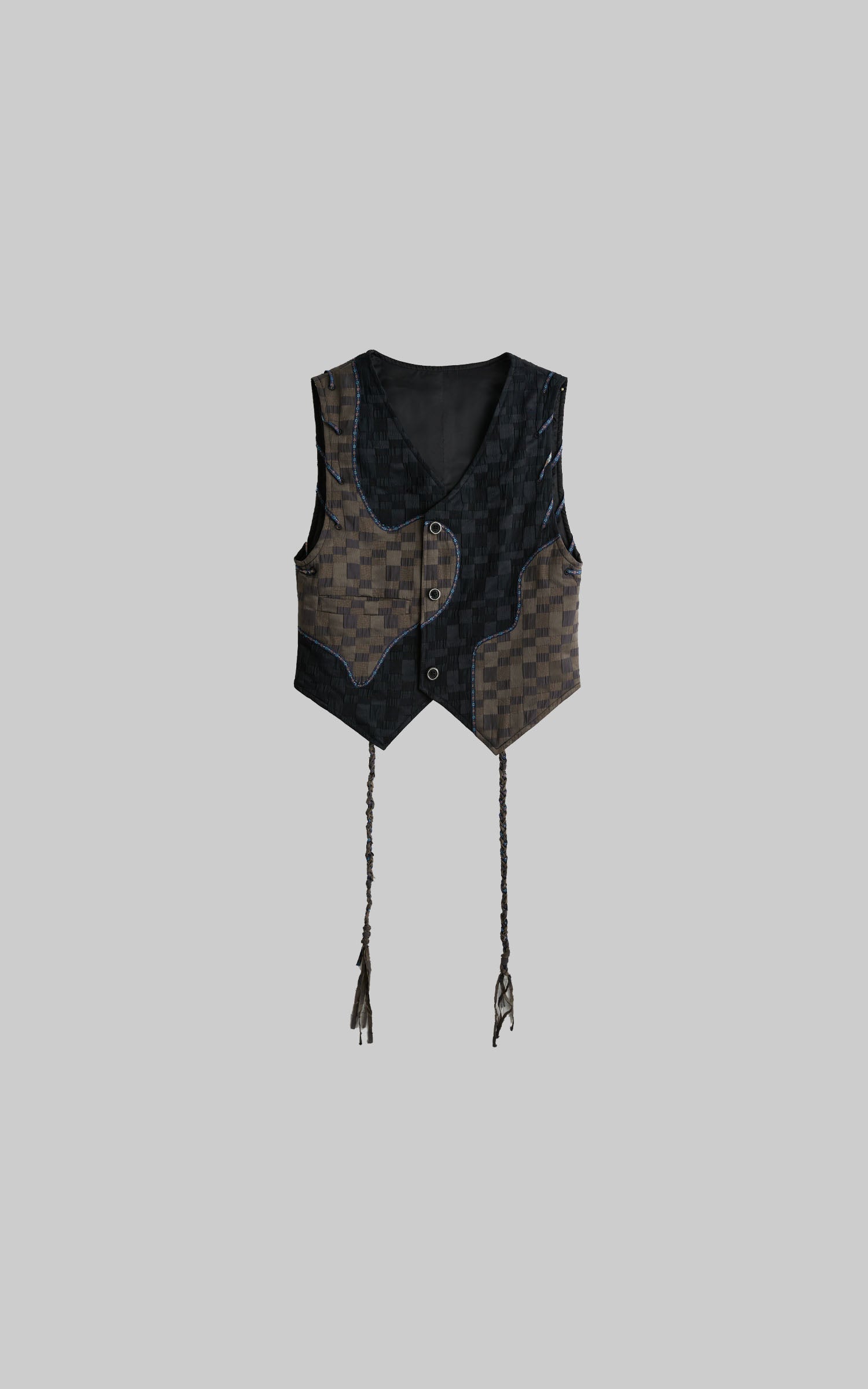 <tc>DOINDULGE</tc> Asymmetrische Patchwork-Strukturweste
