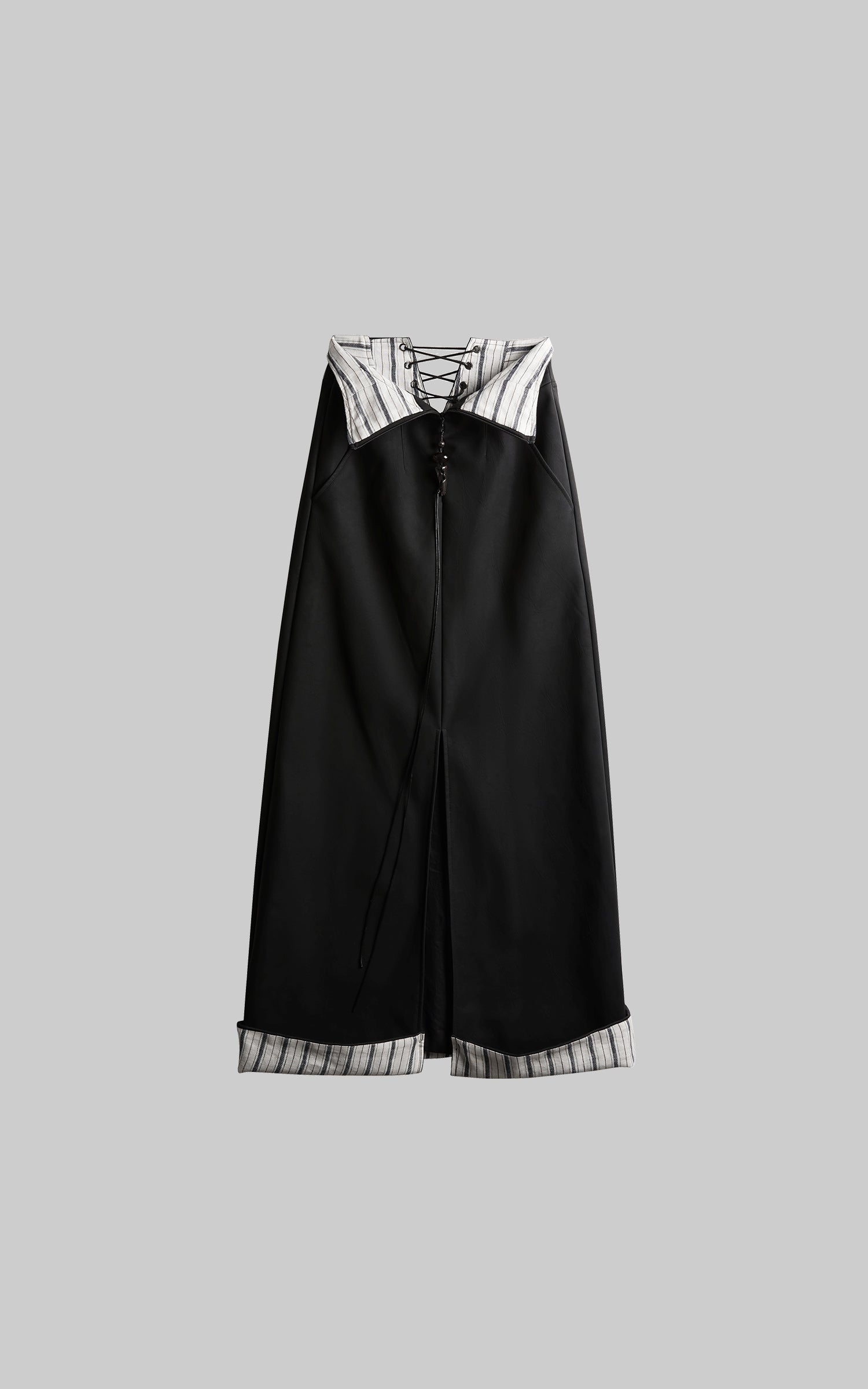 <tc>INDULGE</tc> コントラストヘム付きハイウエストストラクチャーマキシスカート