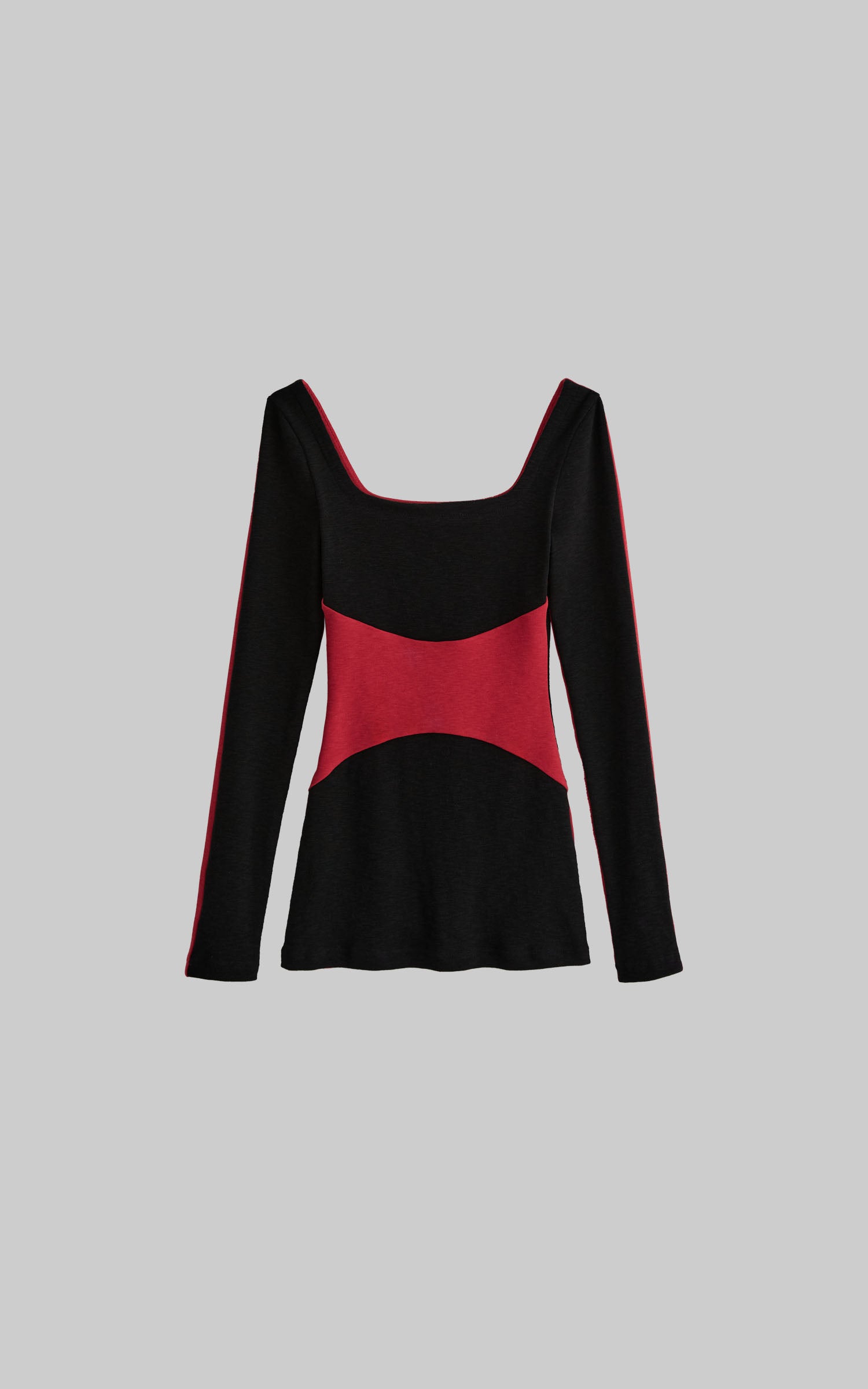 <tc>DOINDULGE</tc> 彫刻的コントラストパネルロングスリーブTシャツ
