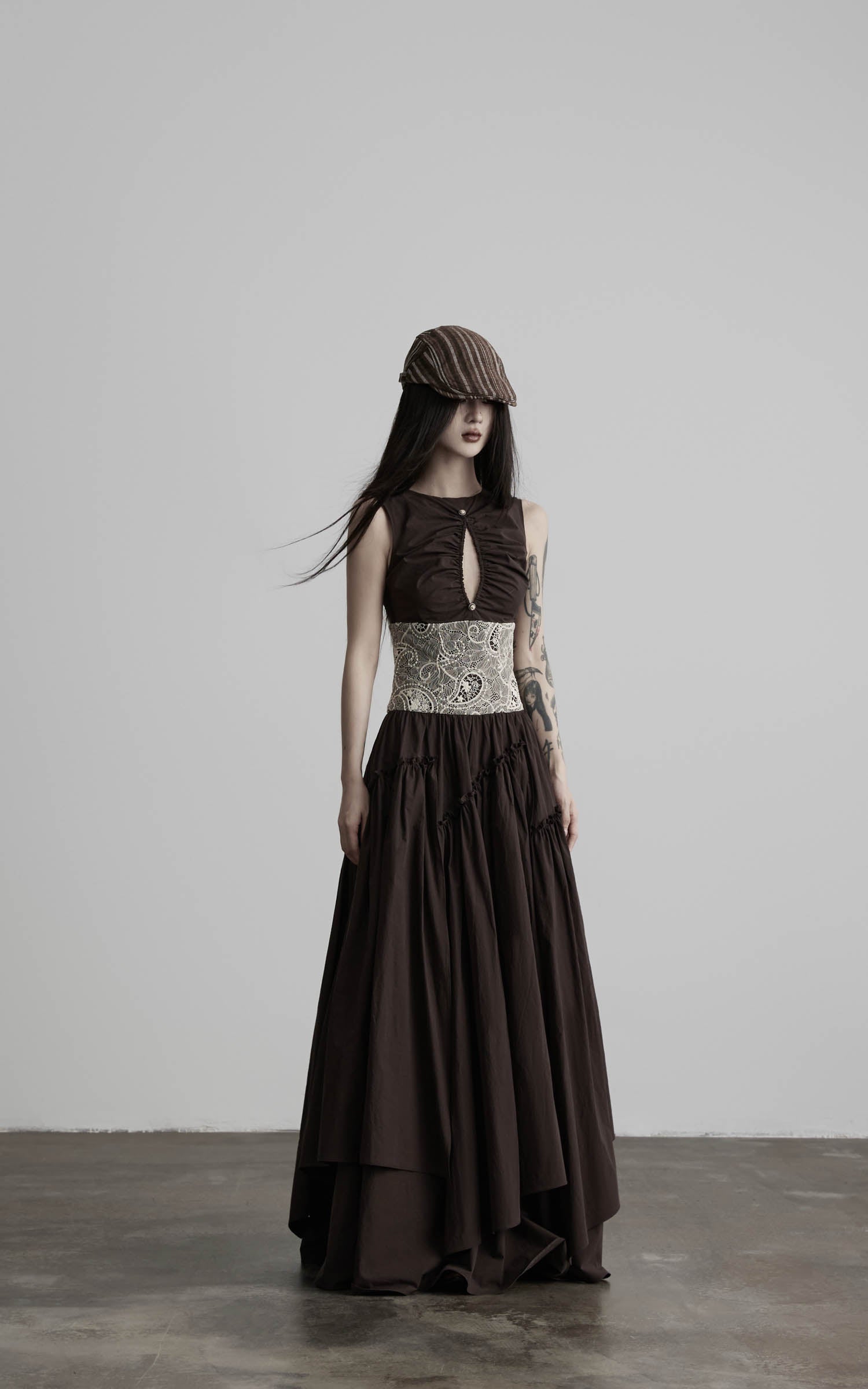Load video: DOINDULGE Lace Waist Maxi Dress